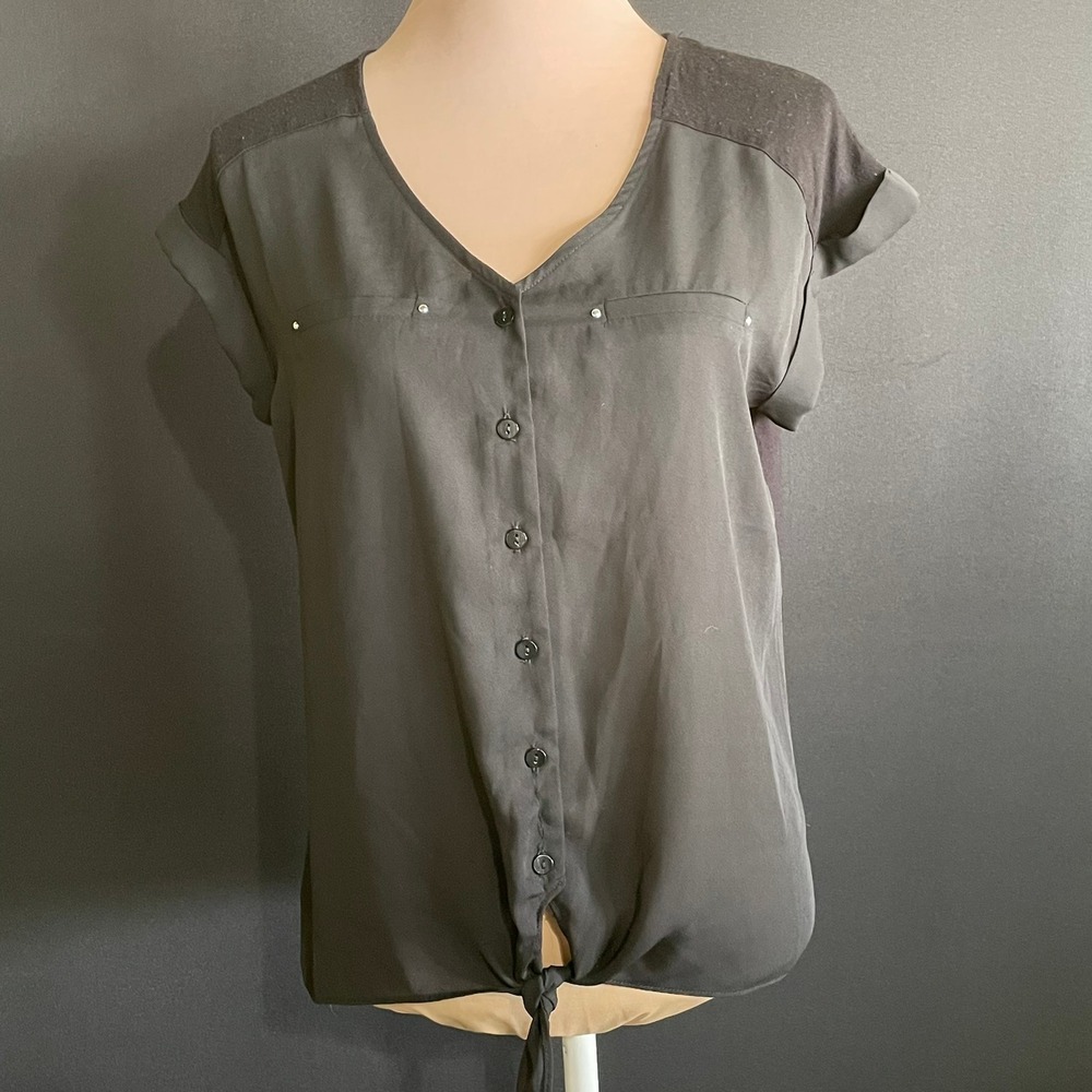 Fortune + Ivy Blouse Women Medium Black Good Tie Front Mixed Media Studded Cap